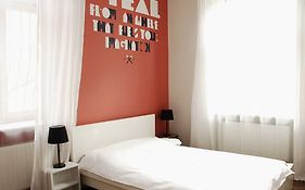 Red Kurka Apartments