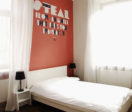 Red Kurka Apartments Краків Екстер'єр фото